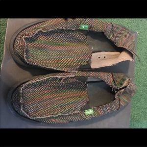 Sanuk size 10